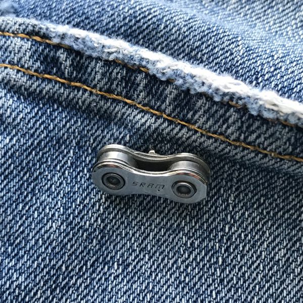 Upcycled Chain Link Pin - Image 3